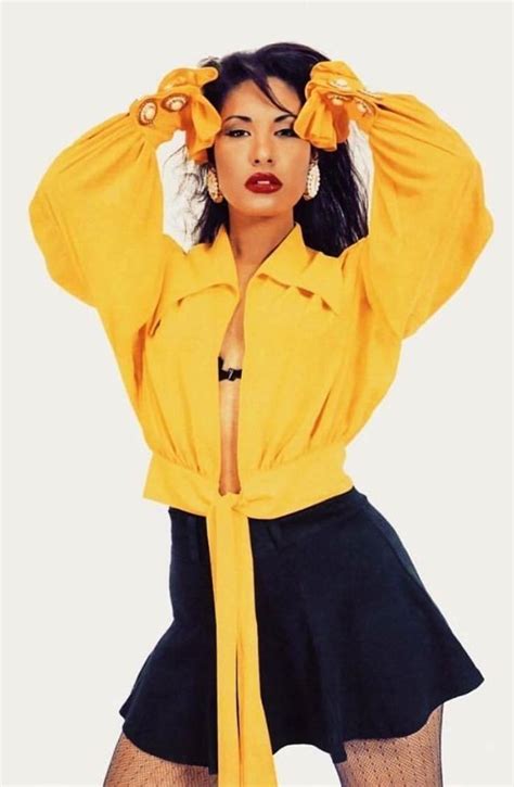 selena quintanilla photoshoot|45 Beautiful Photos of Selena in the Early 1990s